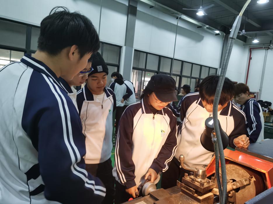 说明: 55ae0eaa6147aed41760deba1af1a1e